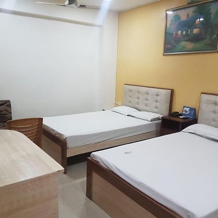 Jimmy Guest House Kolkata Exterior photo